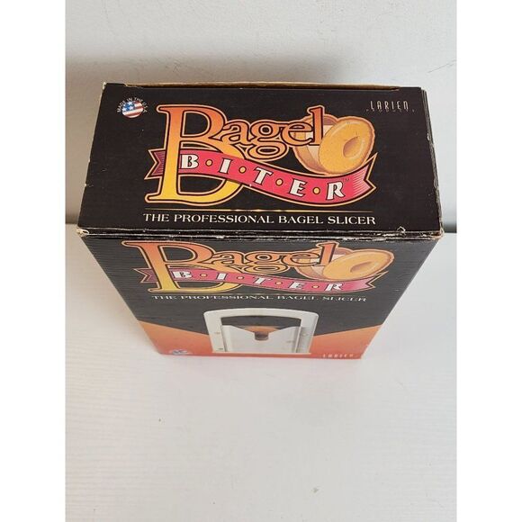 Bagel Biter, Vintage Kitchen Tool with Original Box - Picture 7 of 7